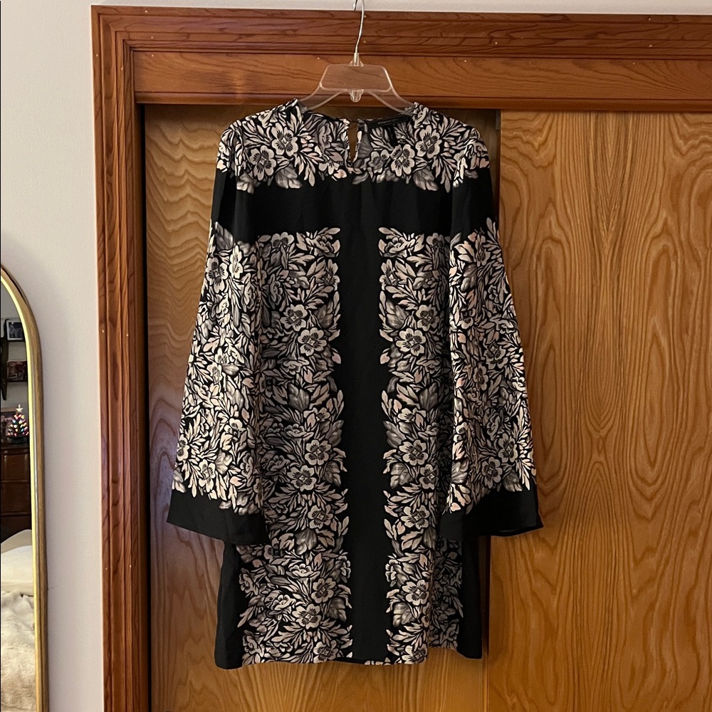 BCBGMaxAzria Navy Floral Shift Dress.